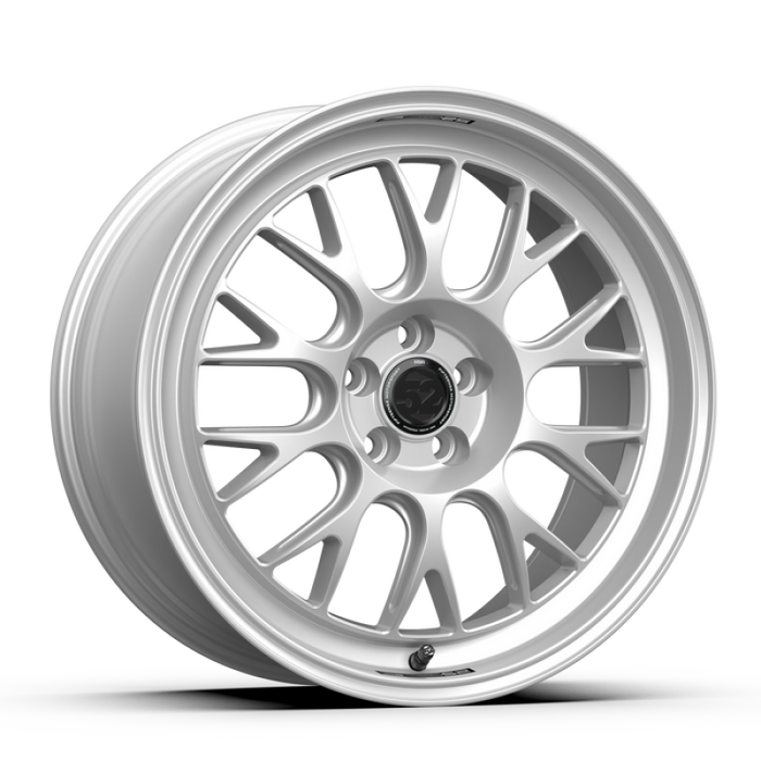 fifteen52 Holeshot RSR 18x9 5x100 42mm ET 73.1mm Center Bore Radiant Silver